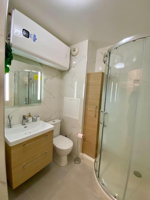 Suite Maximilien Near Disneyland Bussy-Saint-Georges Exterior foto