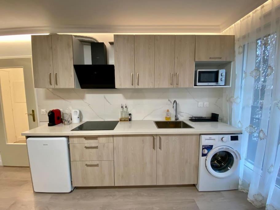 Suite Maximilien Near Disneyland Bussy-Saint-Georges Exterior foto