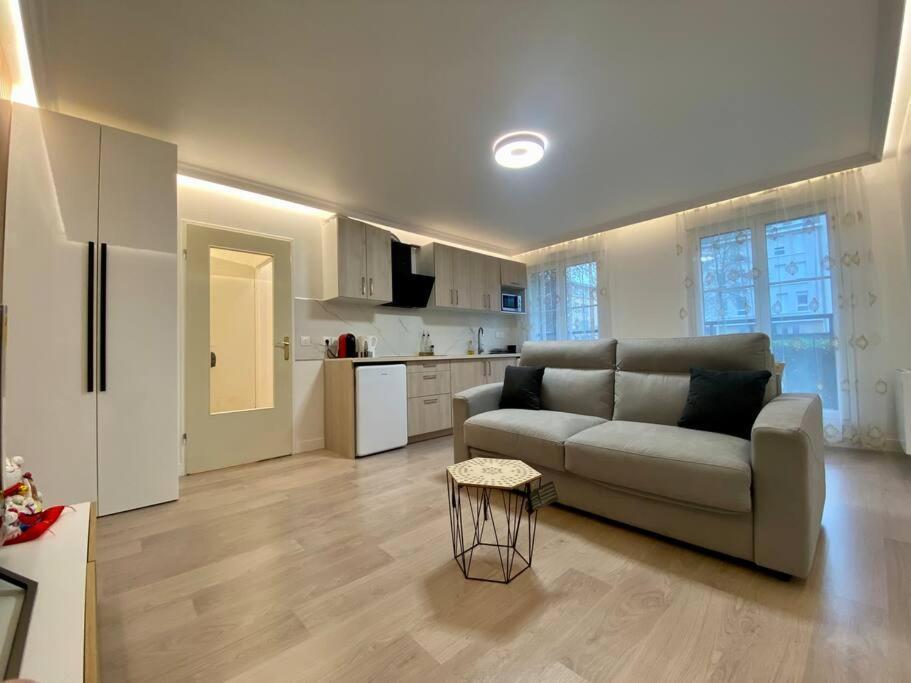 Suite Maximilien Near Disneyland Bussy-Saint-Georges Exterior foto
